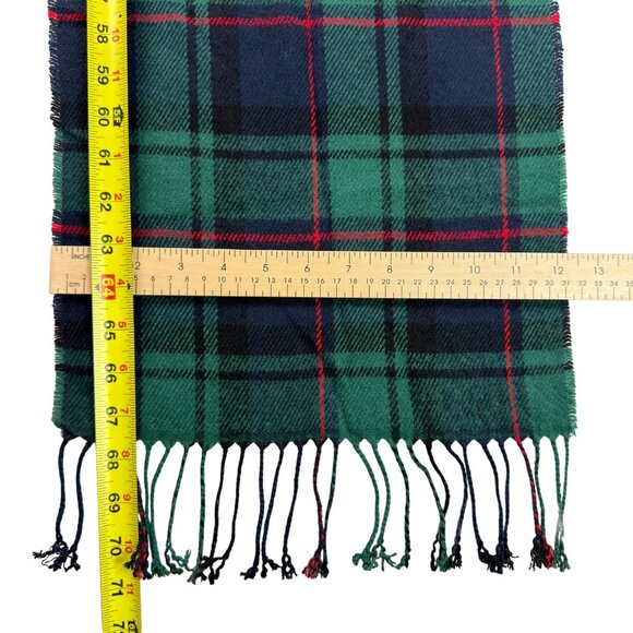 Old Navy Unisex Plaid Fringe Winter Scarf Green Navy Red Tartan Acrylic One Size - Picture 5 of 7